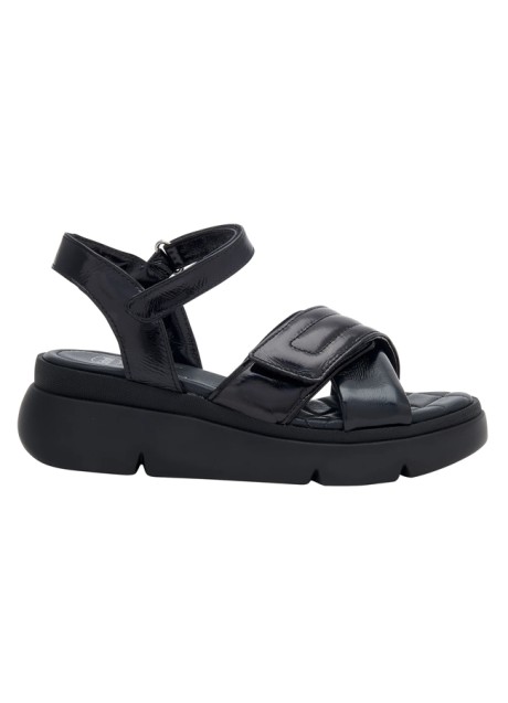 BALI CROSS SANDAL PATENT LEATHER WOMAN BLACK 40 MATERIALE VERNICE FODERA TOMAIA VERNICE SOTTOPIEDE PELLE SUOLA PU FITTING F ALTEZZA TACCO 30 COLLEZIONE SS23